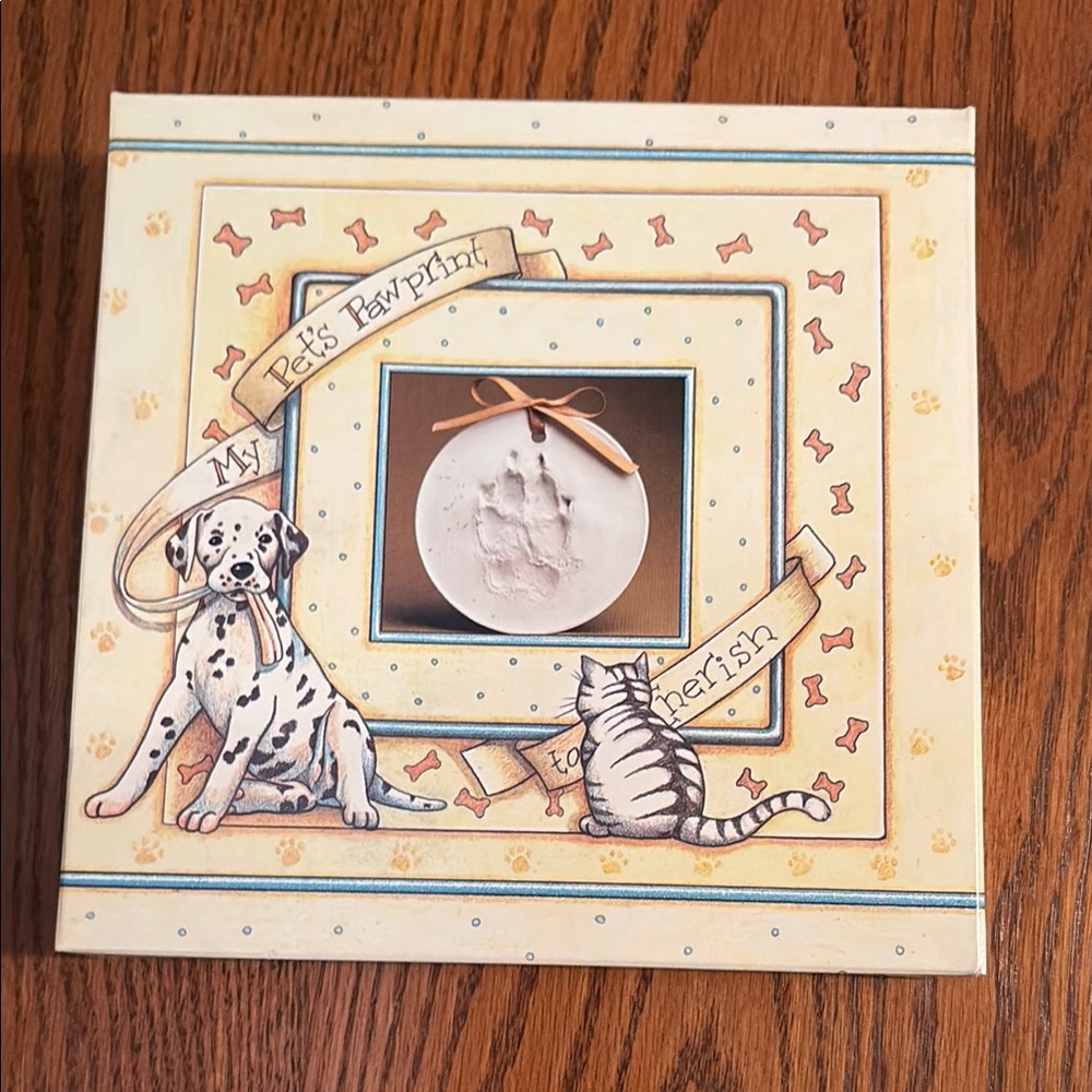 Pet Pawprint Keepsake Kit - Cream